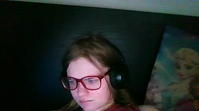 Snapshot of Moonolighta chatting on 1, 12, 2025 Moonolighta online show from 1, 12, 2025