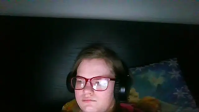 Snapshot of Moonolighta chatting on 22, 12, 2025 Moonolighta online show from 22, 12, 2025