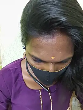 Honey rosetamil online show from 11, 6, 2026