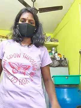 Snapshot of Honey_rosetamil chatting on 24, 6, 2026 Honey rosetamil online show from 24, 6, 2026