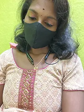 Snapshot of Honey_rosetamil chatting on 7, 7, 2026 Honey rosetamil online show from 7, 7, 2026