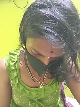Snapshot of Honey_rosetamil chatting on 12, 7, 2026 Honey rosetamil online show from 12, 7, 2026