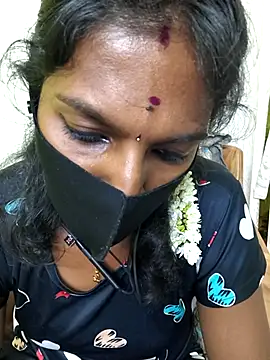 Snapshot of Honey_rosetamil chatting on 3, 8, 2026 Honey rosetamil online show from 3, 8, 2026