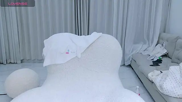 Snapshot of rainybb chatting on 15, 10, 2025 rainybb online show from 15, 10, 2025