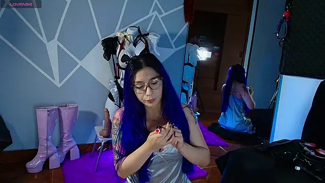 karlamoon23 online show from 26, 6, 2026