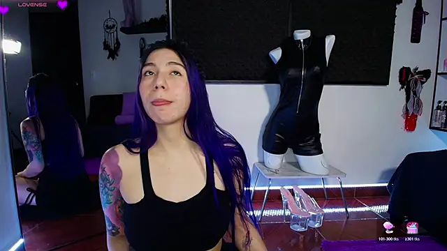 karlamoon23 online show from 31, 7, 2026