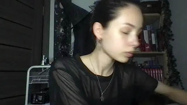 Yuna5343 online show from 15, 7, 2026