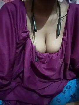 kaviyaponnu0987 online show from 4, 7, 2026