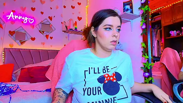 Anny Hurtado online show from 11, 9, 2025