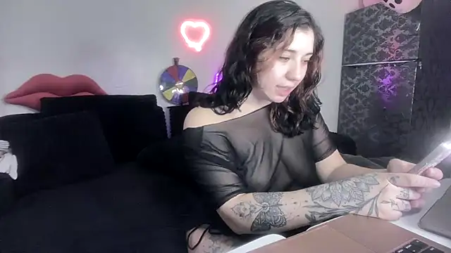 torithequeen online show from 26, 2, 2026