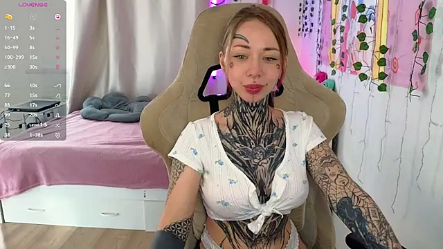 Snapshot of bunnykellyyy chatting on 13, 4, 2026 bunnykellyyy online show from 13, 4, 2026