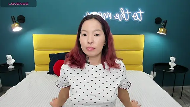Snapshot of KimAsiann chatting on 12, 5, 2026 KimAsiann online show from 12, 5, 2026