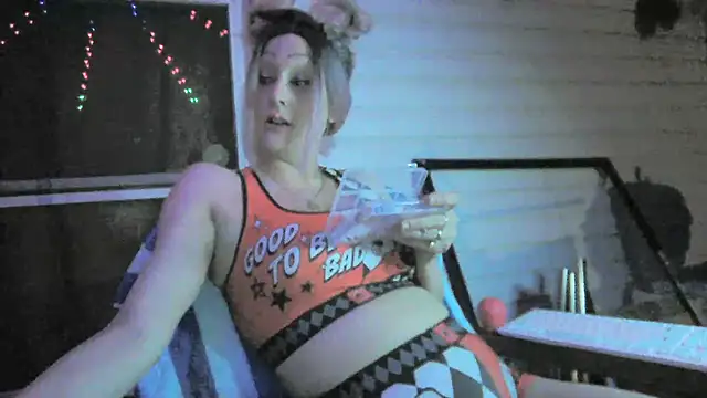 Splash Queen420 online show from 14, 6, 2026
