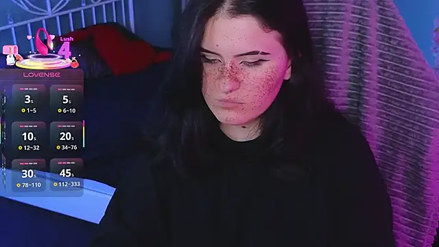 Dark Shine online show from 2, 12, 2025