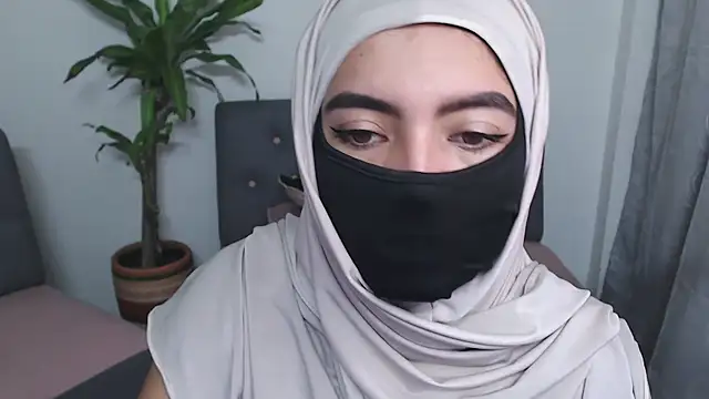 jade nassar online show from 8, 10, 2025