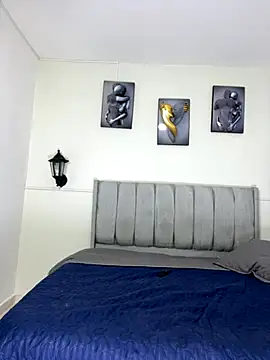 Samara Hadi  online show from 22, 9, 2025