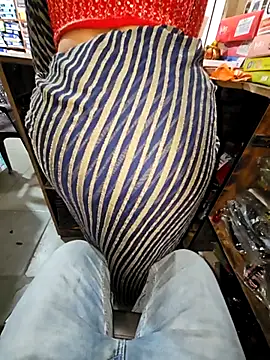 Snapshot of indianhotwife639 chatting on 15, 1, 2026 indianhotwife639 online show from 15, 1, 2026