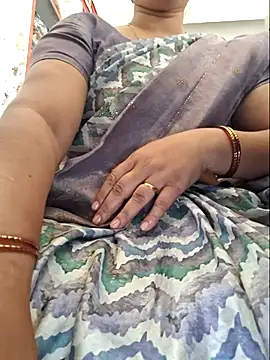 indianhotwife639 online show from 1, 8, 2026
