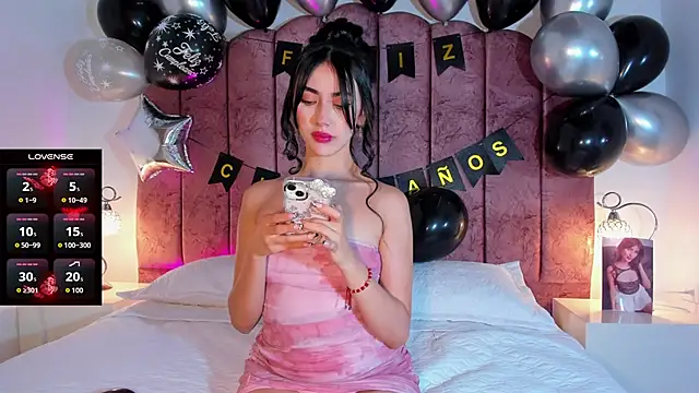 ValeskaZuev1 online show from 29, 9, 2025