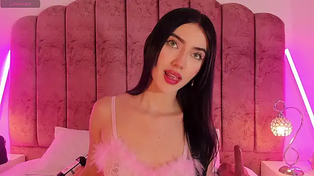 ValeskaZuev1 online show from 12, 10, 2025