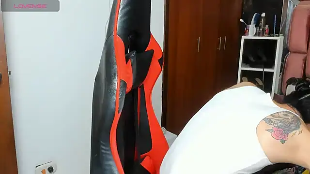 sara slut21 online show from 20, 3, 2025