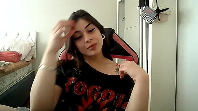 Becca B online show from 29, 9, 2025