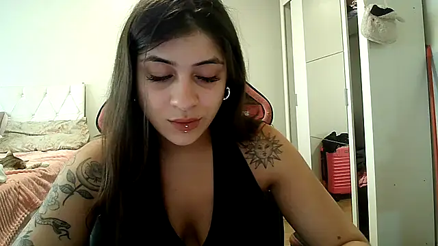 Becca B online show from 22, 12, 2025