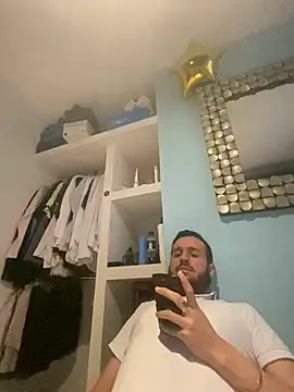 Alexitho25 online show from 17, 7, 2026