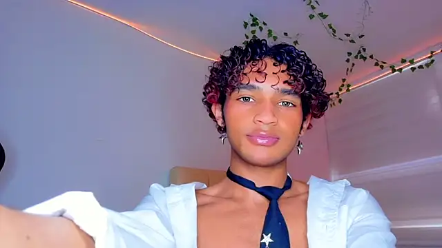 Aaron Wiinter online show from 6, 11, 2025