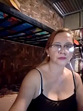 SexyHottMom online show from 22, 6, 2026