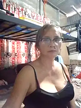 SexyHottMom online show from 23, 7, 2026