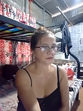 SexyHottMom online show from 24, 7, 2026