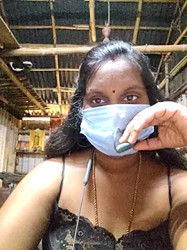 Snapshot of Tamildivya18 chatting on 26, 9, 2025 Tamildivya18 online show from 26, 9, 2025