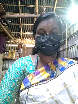 Snapshot of Tamildivya18 chatting on 8, 11, 2025 Tamildivya18 online show from 8, 11, 2025