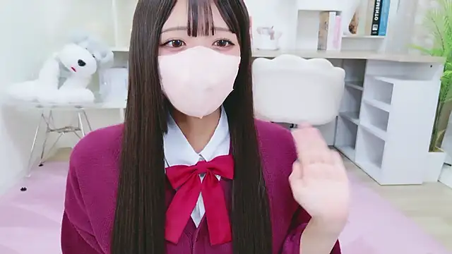 Reina Fcup online show from 15, 9, 2025