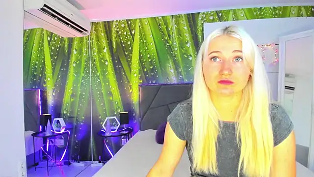 HollyTailors online show from 13, 9, 2025