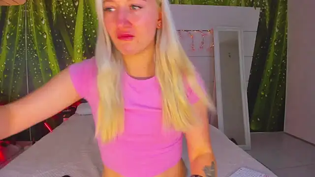 HollyTailors online show from 13, 10, 2025