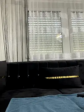 Emilia Mausi online show from 24, 9, 2025