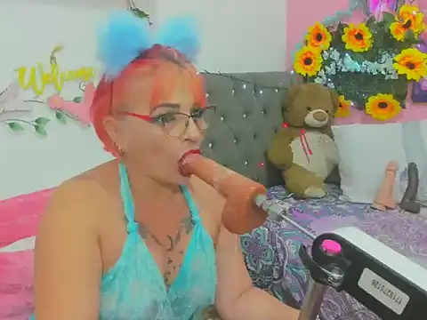 Yeny hot  online show from 7, 4, 2026