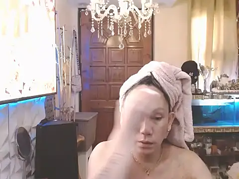 Snapshot of SEDUCTIVEhornyBIGcock chatting on 18, 3, 2026 SEDUCTIVEhornyBIGcock online show from 18, 3, 2026