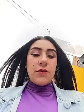 CAROLINE  07 online show from 4, 7, 2026