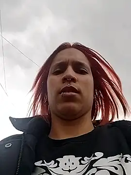 Zoe73  online show from 5, 1, 2026