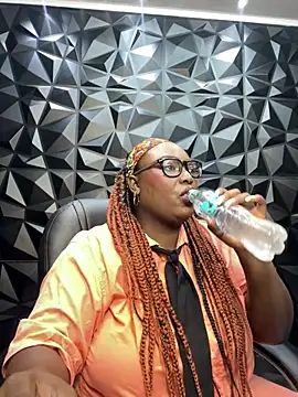 Snapshot of may_storm chatting on 20, 6, 2026 may storm online show from 20, 6, 2026
