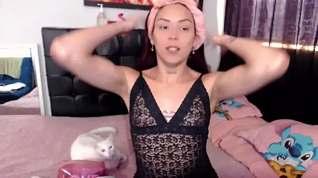 Megan Gil  online show from 22, 3, 2026