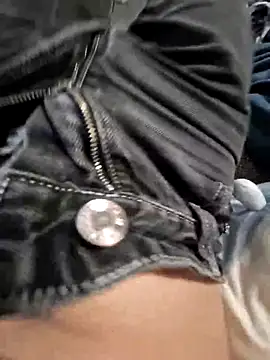 Snapshot of Leon-pervboy chatting on 18, 2, 2026 Leon-pervboy online show from 18, 2, 2026