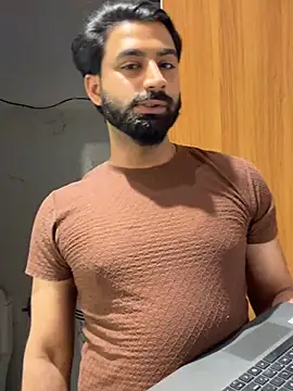 hottestboy03 online show from 19, 2, 2026