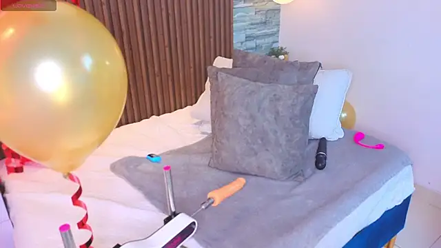 Miagomezx online show from 15, 2, 2026