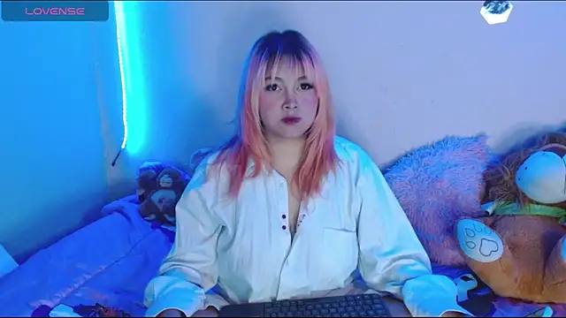 caro lina20 online show from 9, 9, 2025