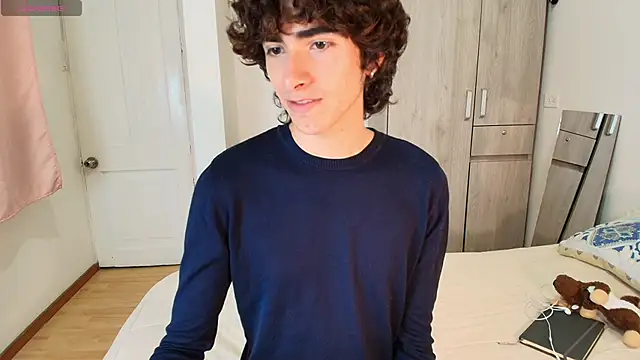 Nude Boy18 online show from 17, 11, 2025
