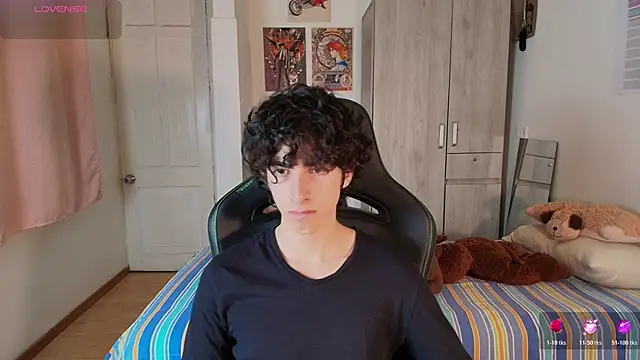 Nude Boy18 online show from 30, 4, 2026